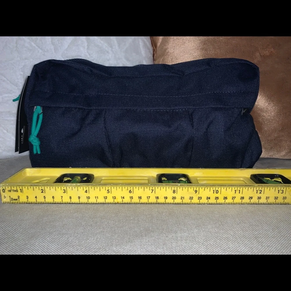 Nike Sport 13L Golf Shoe Bag/Tote NWT - Navy blue